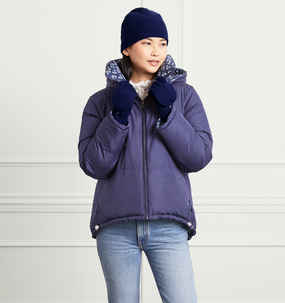 The Reversible Edie Puffer Jacket - Trailing Vine Blue – Hill House Home